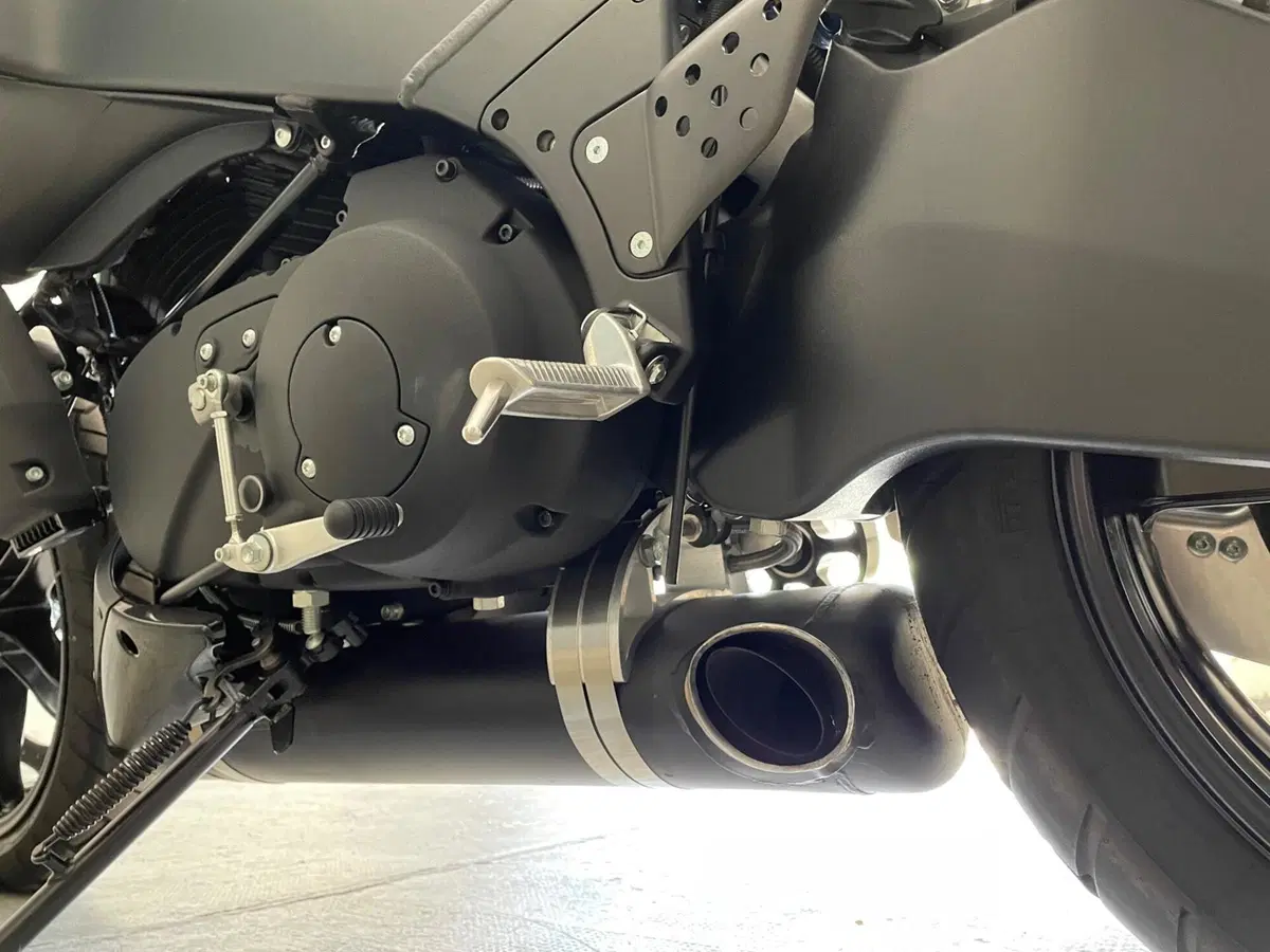 Buell Lightning CityX XB9 SX Total Black (2009 - 11) (11)