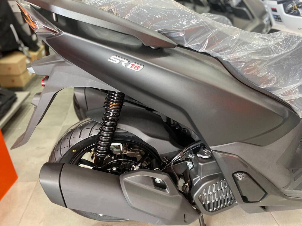 Voge Sfida SR16 125 (2025) (4)