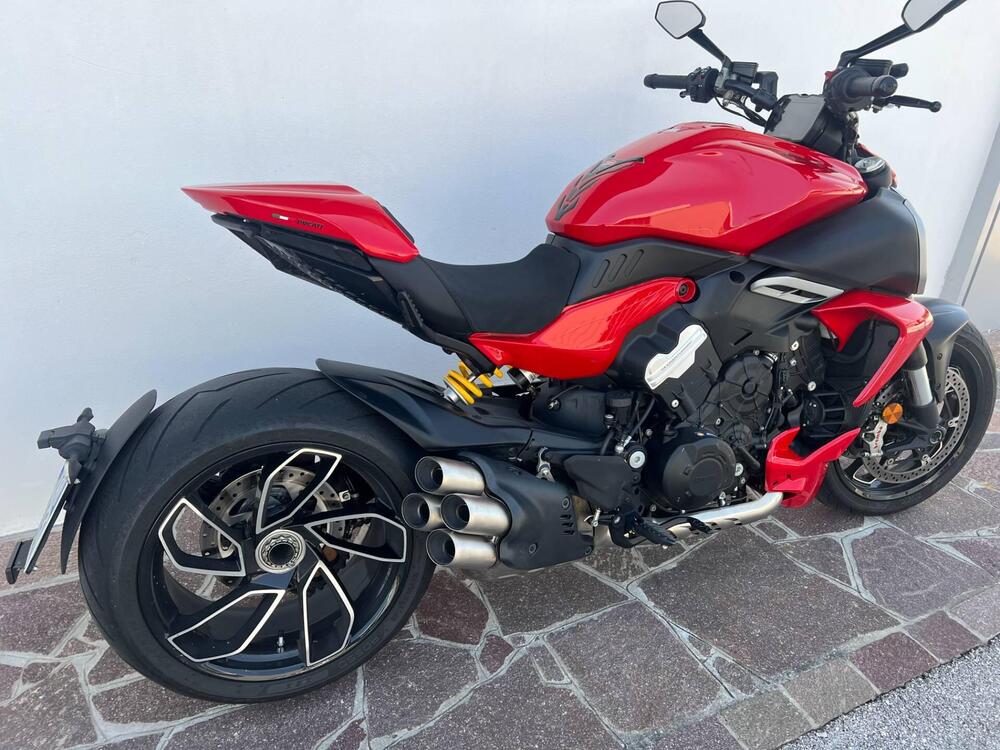 Ducati Diavel V4 (2023 - 25) (3)
