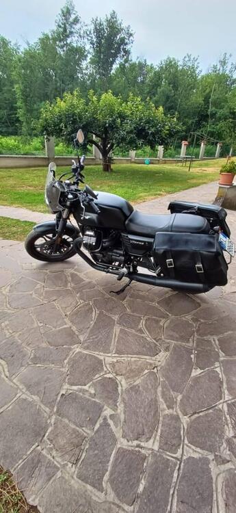 Moto Guzzi V7 III Stone (2017 - 20) (3)
