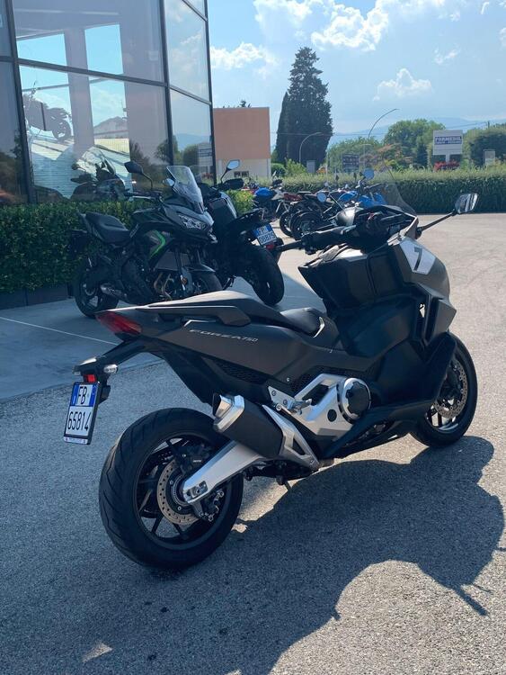 Honda Forza 750 DCT (2021 - 24) (3)