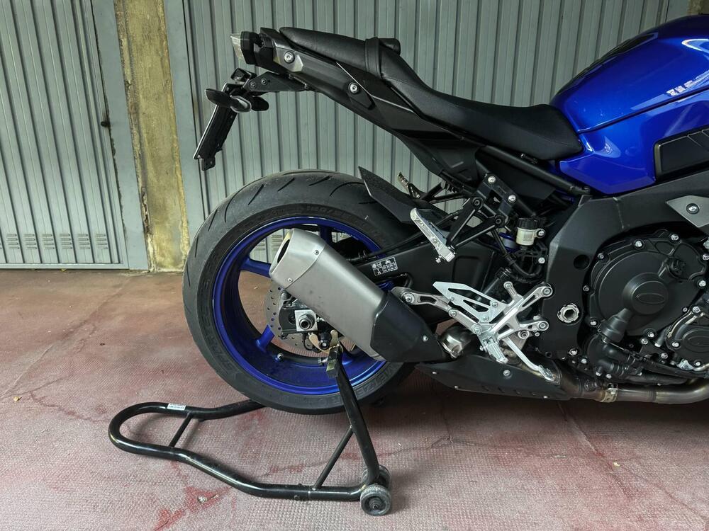 Yamaha MT-10 ABS (2016 - 17) (2)