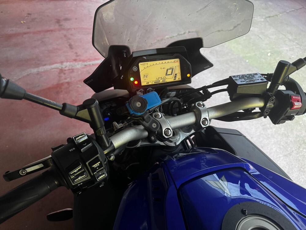 Yamaha MT-10 ABS (2016 - 17) (4)