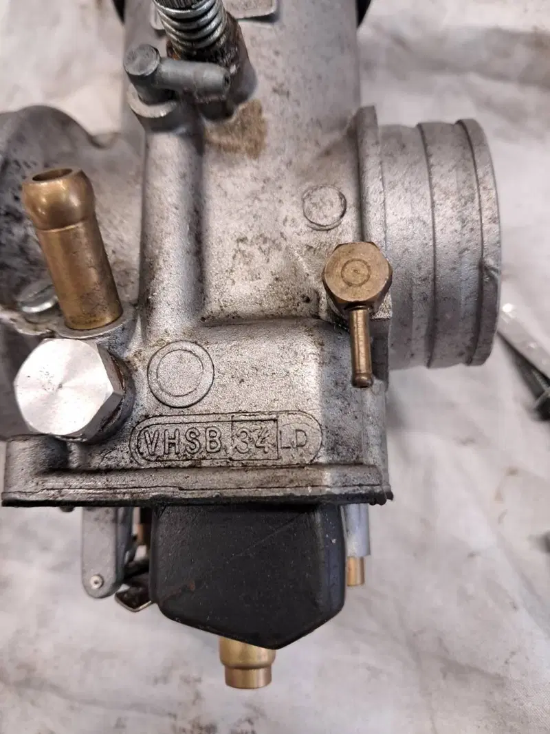 2 CARBURATORI VHSB 34 LD APRILIA ROTAX 122 123 Dell'Orto (3)