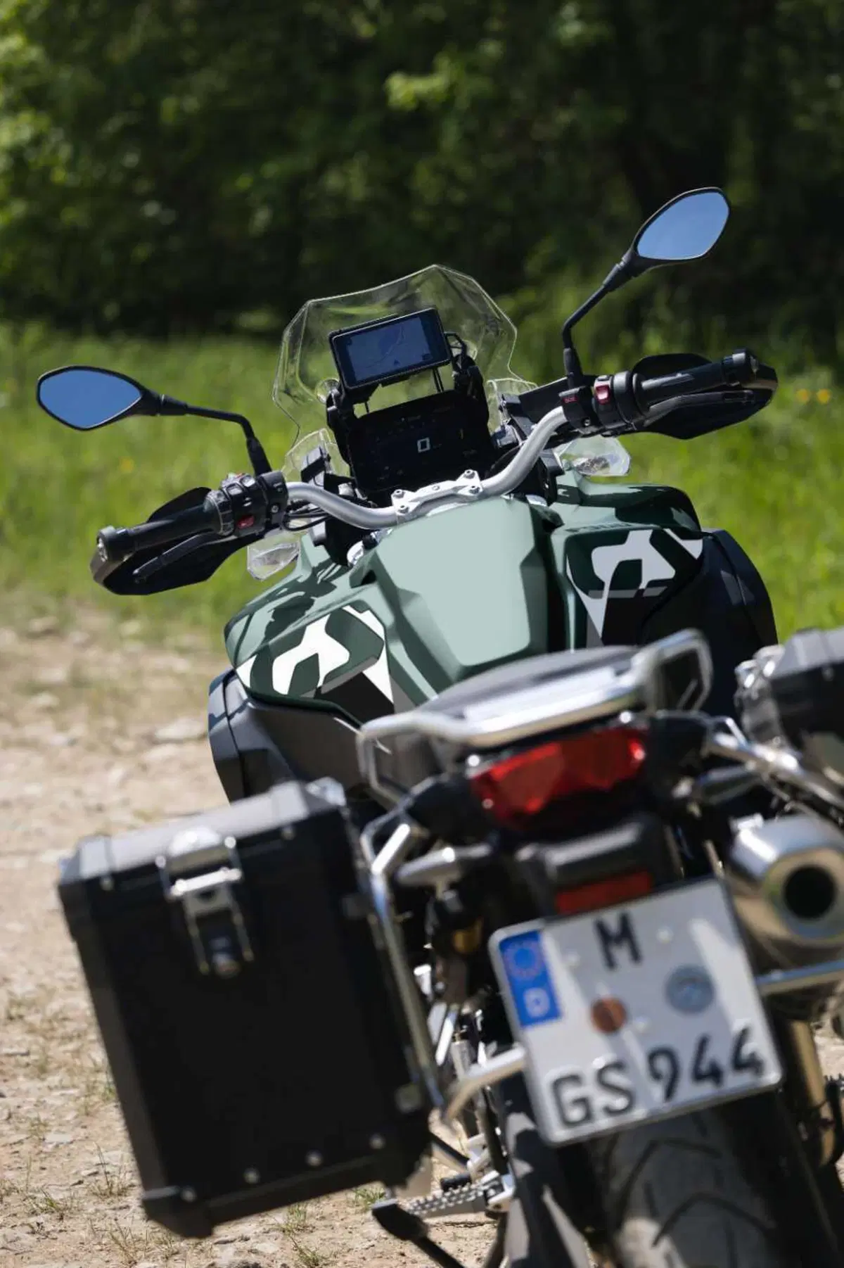 Le BMW 2026 cambiano vestito. Dalla R 1300 GS alla M 1000 X: ecco le foto delle nuove colorazioni [GALLERY] (6)