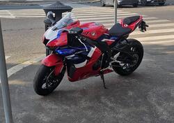 Honda CBR 1000 RR-R Fireblade (2022 - 23) usata