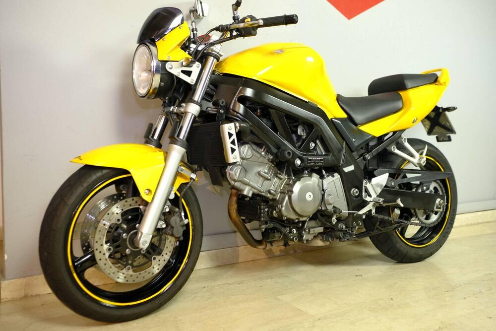 Suzuki SV 650 (2006 - 11) (4)