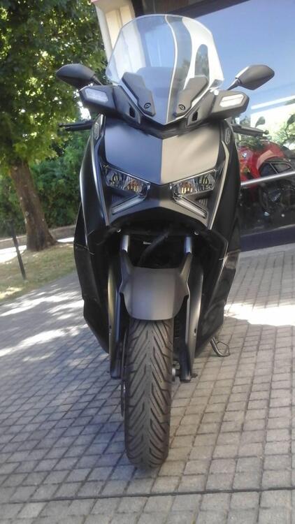 Yamaha X-Max 125 Tech Max (2021 - 24) (2)