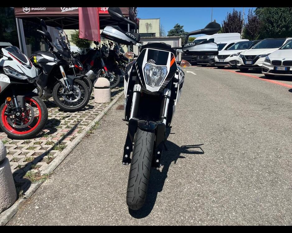 KTM 690 Duke (2012 - 16) (2)