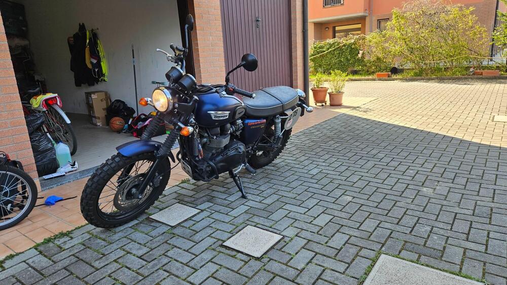 Triumph Scrambler (2006 - 17) (2)