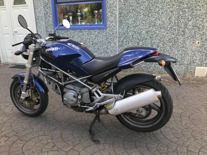Ducati Monster 750 City (1998 - 02)