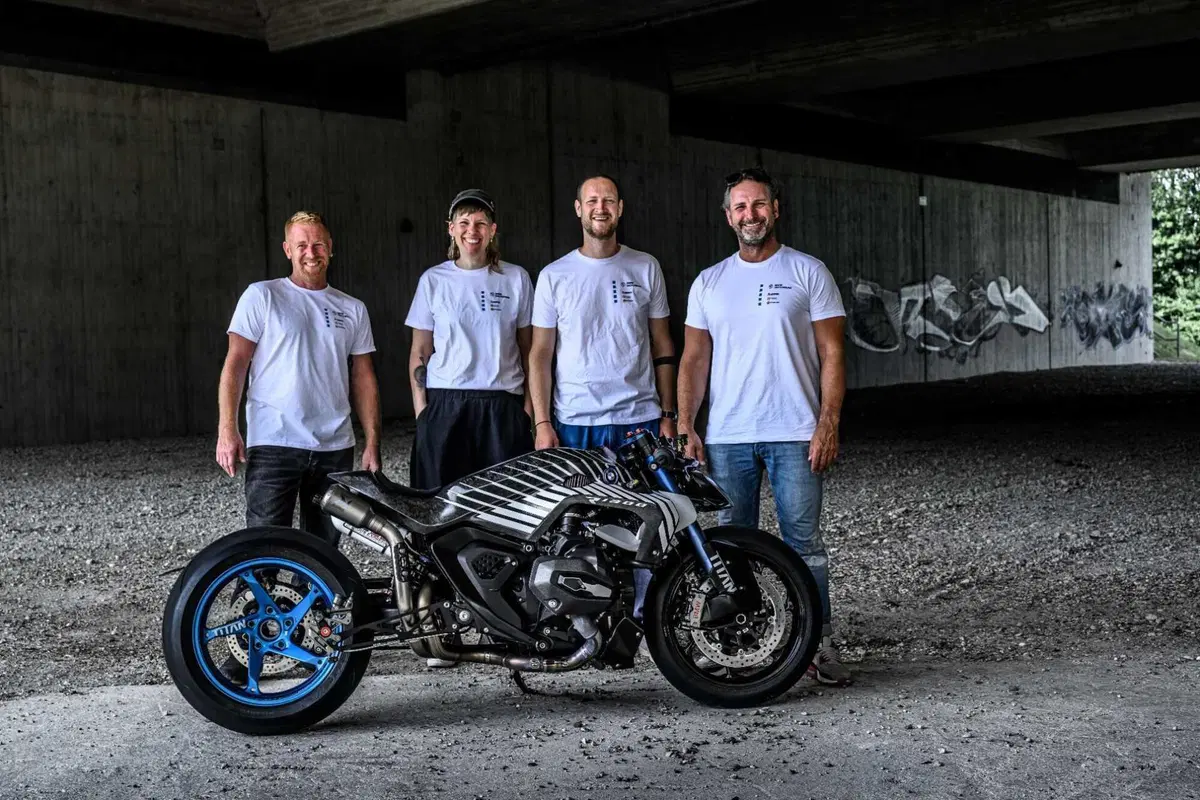 Una BMW R 1300 R con il NOS? Sì, è la 'Titan': l'ultima creazione da drag race [GALLERY] (16)