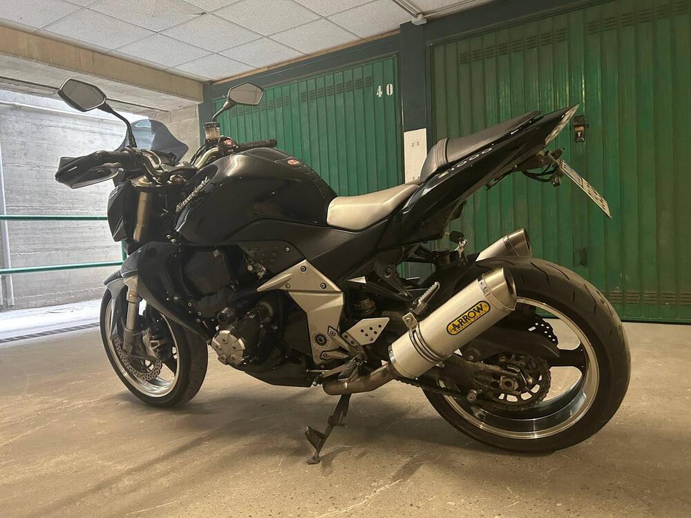 Kawasaki Z 1000 (2007 - 09) (4)