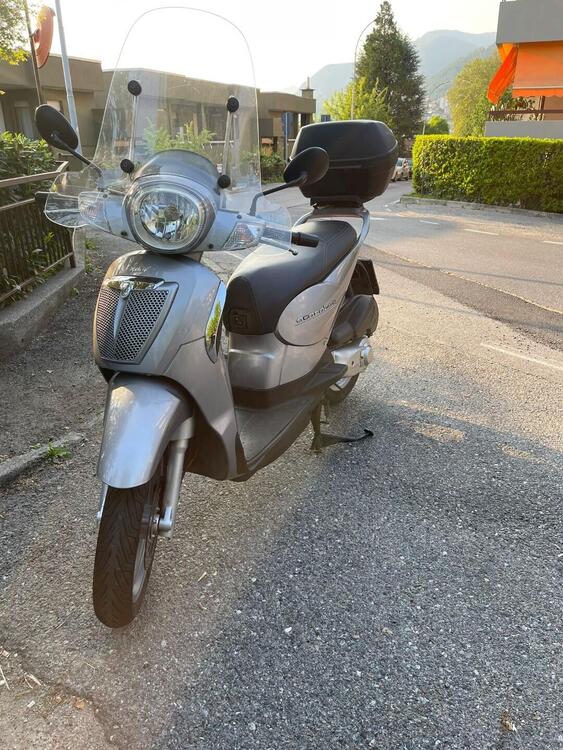 Aprilia Scarabeo 200 (2007 - 11)