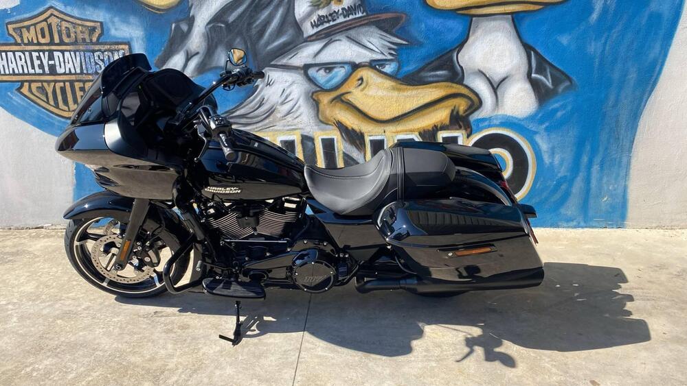 Harley-Davidson Road Glide (2024 - 25) (2)