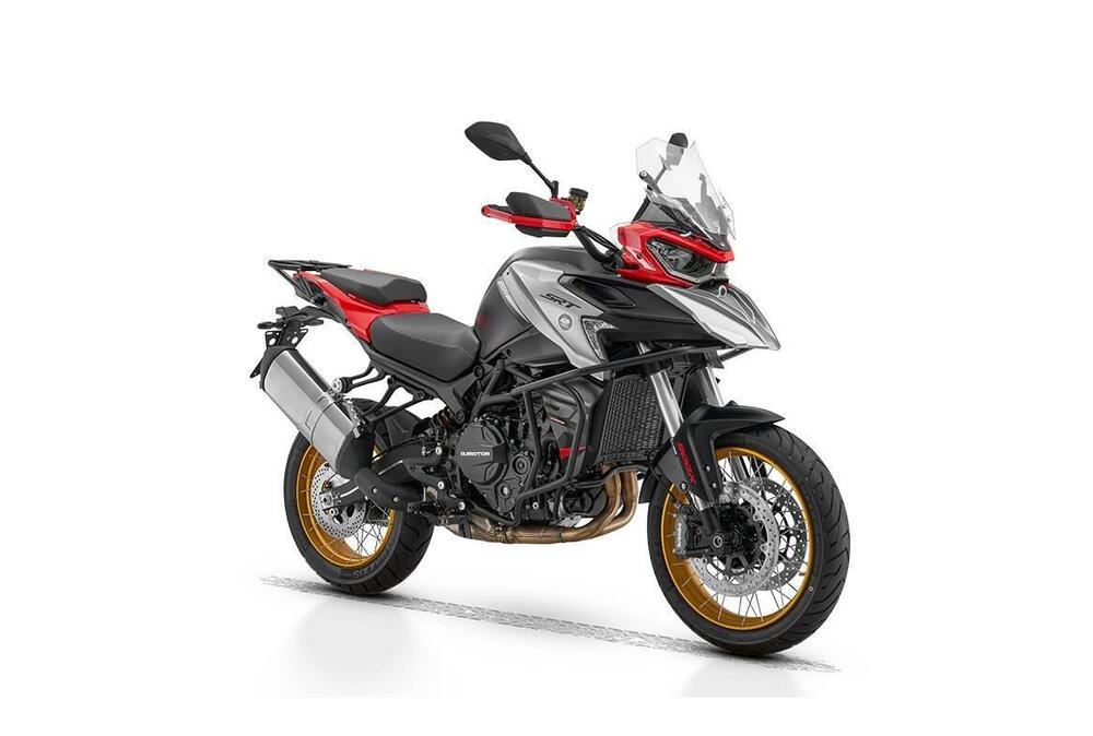 QJ Motor SRT 900 SX (2025) (3)