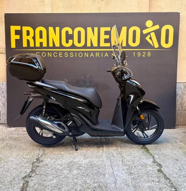 Honda SH 150i (2024 - 25) (2)