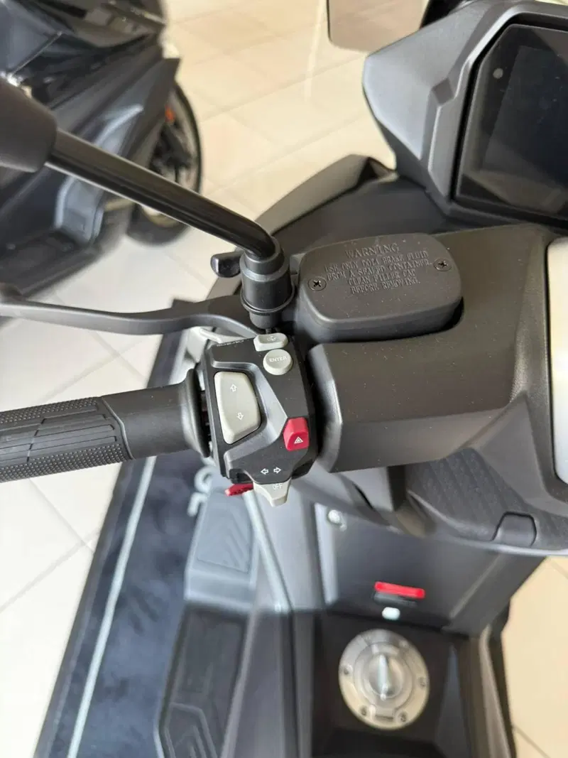 Voge Sfida SR4 MAX (2024 - 26) (8)