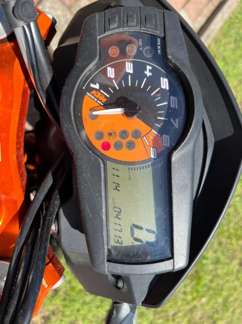KTM 690 Duke R (2010 - 15) (18)