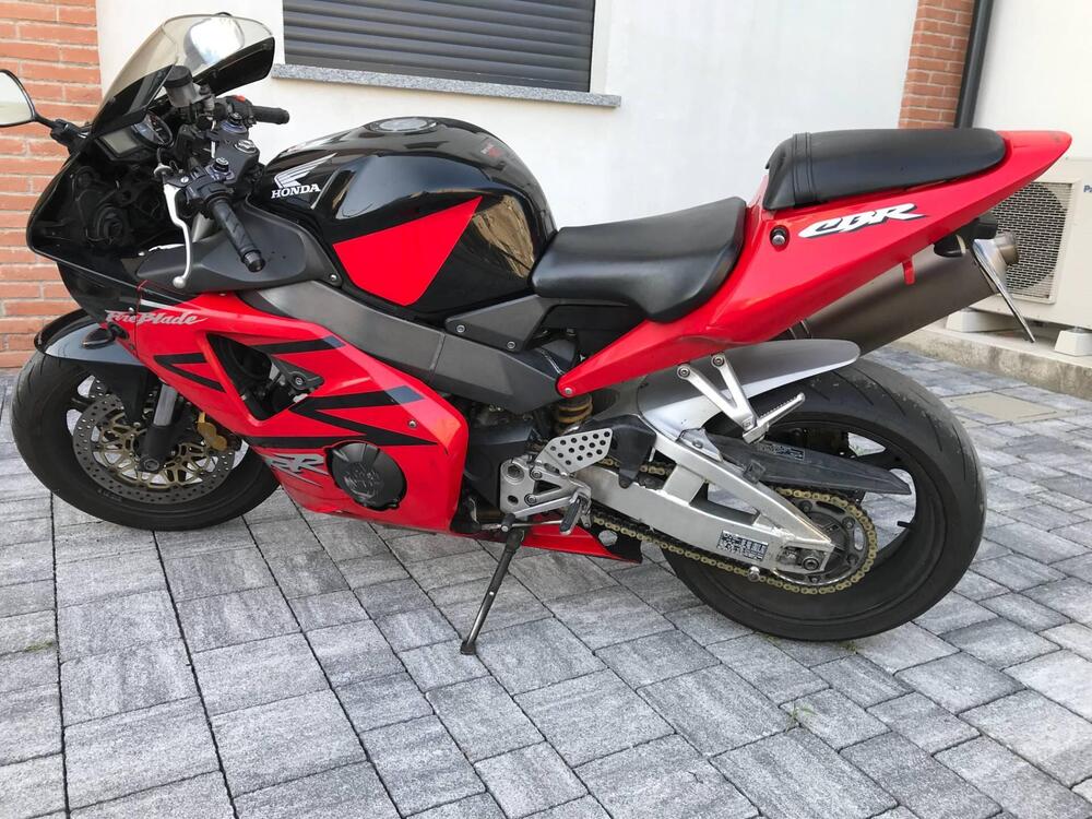 Honda CBR 1000 RR Fireblade (2004 - 05)