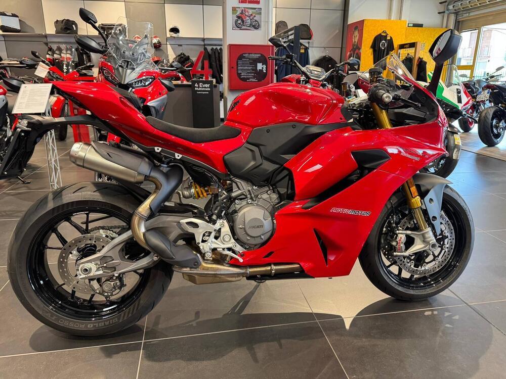 Ducati Panigale V2 S (2025) (5)