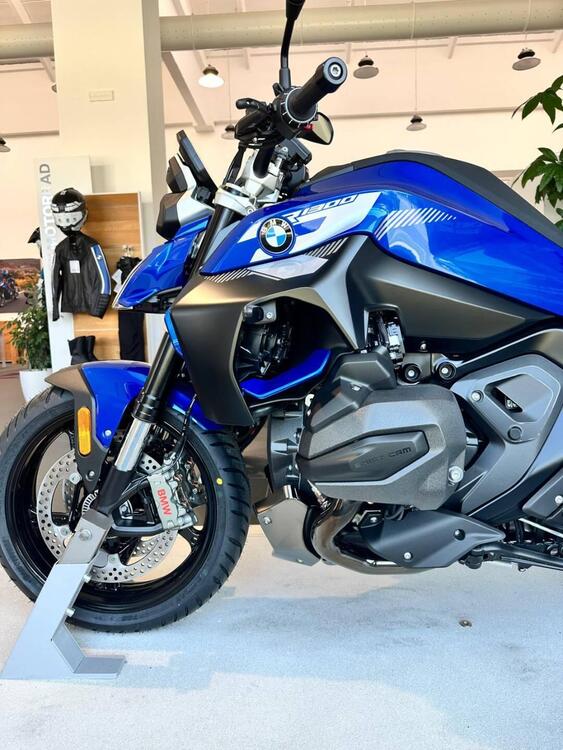 Bmw R 1300 R (2026) (2)