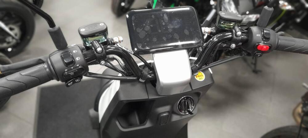 Yadea Y1S Pro (2023 - 25) (5)