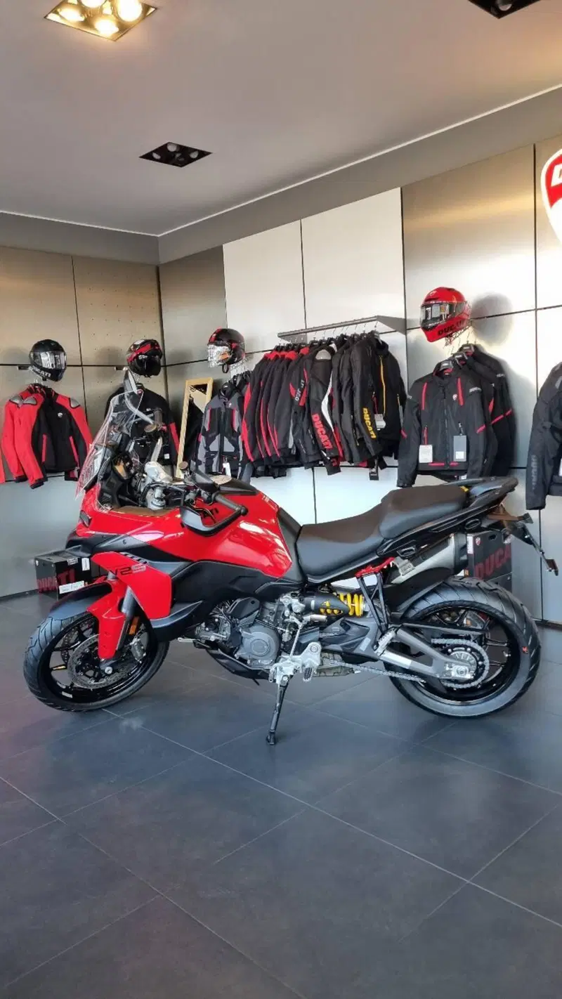 Ducati Multistrada V2 S (2025 - 26) (4)