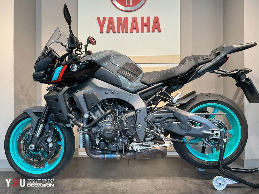 Yamaha MT-10 (2022 - 25) (3)