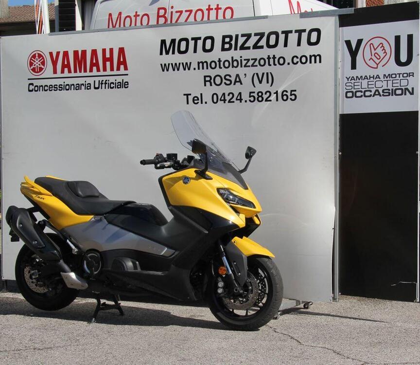 Yamaha T-Max 560 (2022 - 24) (3)
