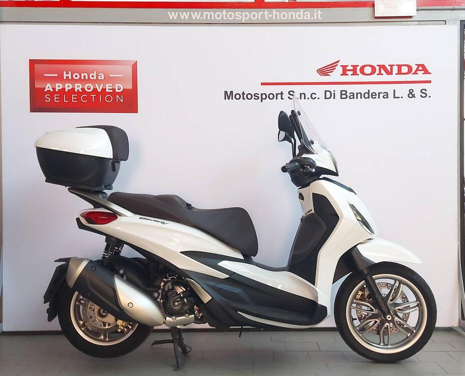 Piaggio Beverly 300 Hpe (2021)