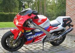 Honda RVF 750-RC 45 usata