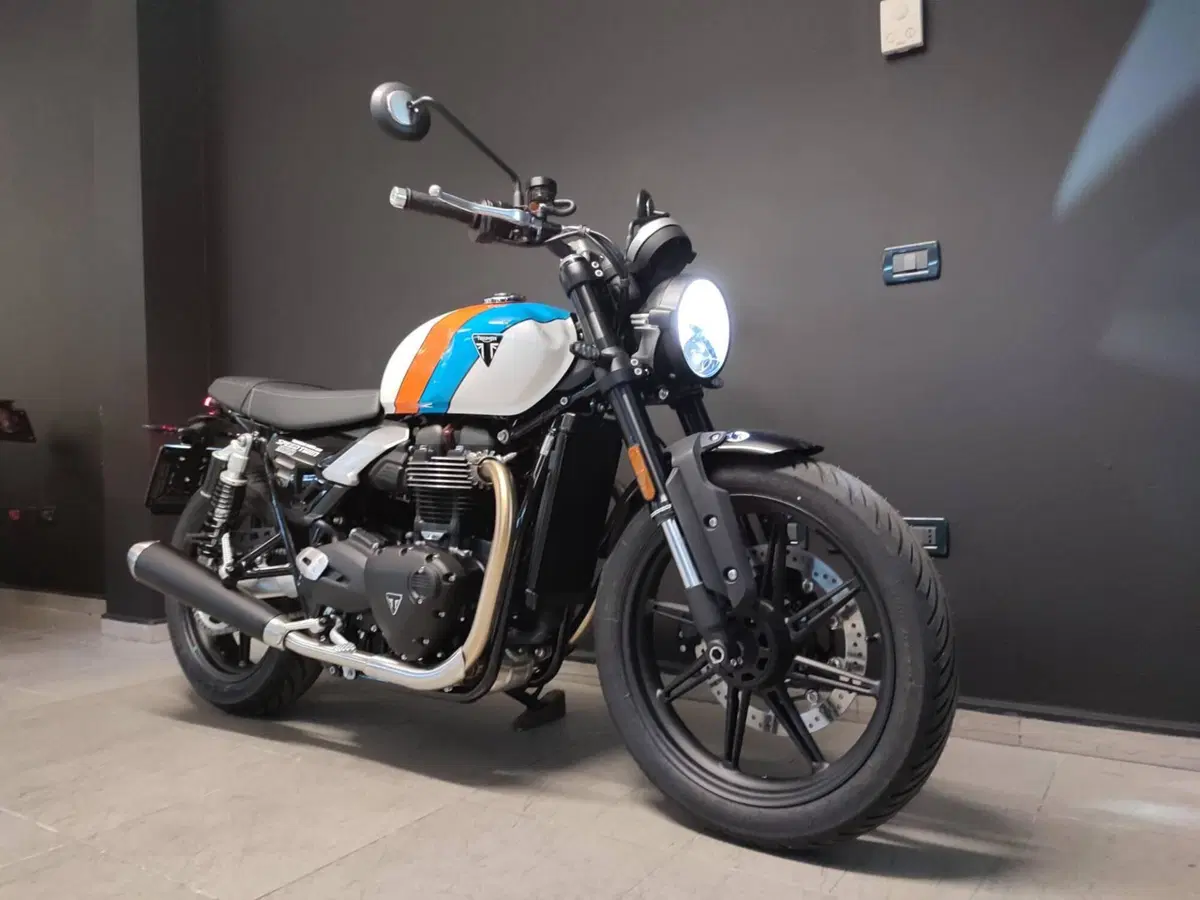 Triumph Speed Twin 900 (2025 - 26) (3)