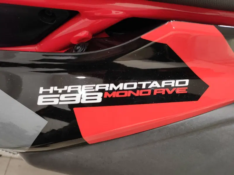 Ducati Hypermotard 698 Mono RVE (2024 - 26) (5)