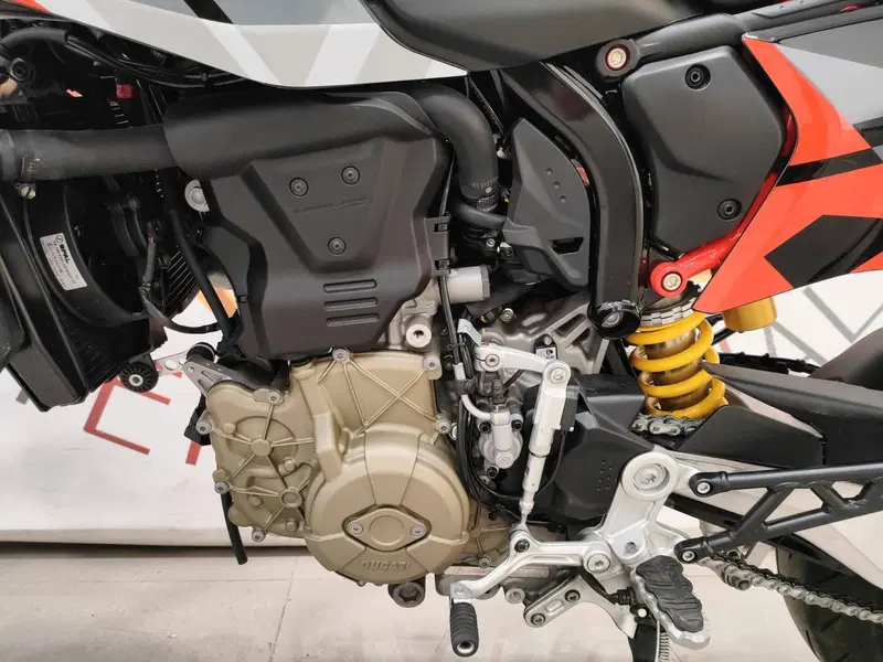 Ducati Hypermotard 698 Mono RVE (2024 - 26) (6)