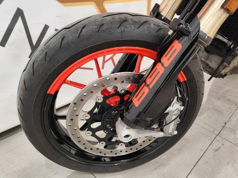 Ducati Hypermotard 698 Mono RVE (2024 - 26) (7)