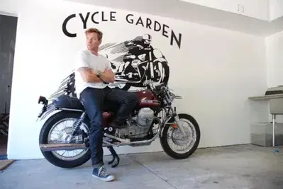 Ewan McGregor vende la sua Moto Guzzi V7 Sport