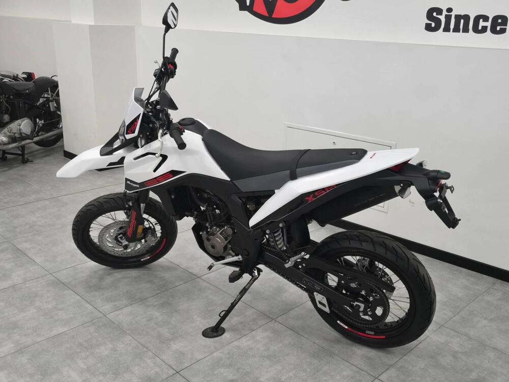 Malaguti XSM 125 (2021 - 25) (2)