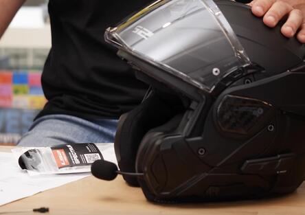 LS2 Intercom Spectrum: Comunicazione Intelligente per Motociclisti [VIDEO]