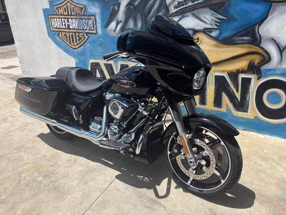 Harley-Davidson Street Glide (2024 - 25) (2)