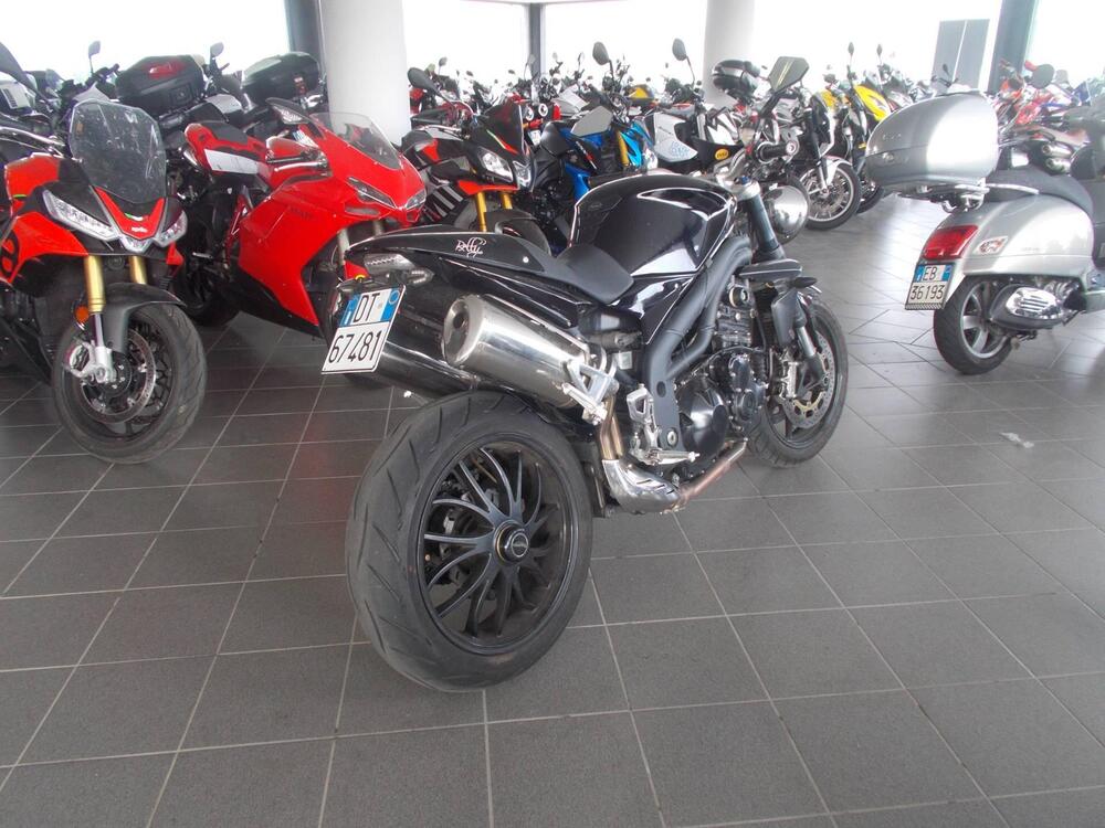 Triumph Speed Triple 1050 (2005 - 11) (2)