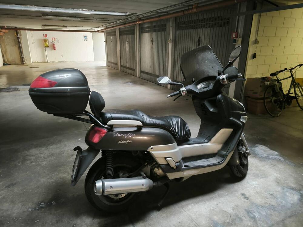 Yamaha Versity 300 (2)