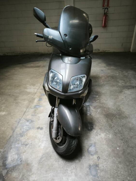 Yamaha Versity 300 (5)