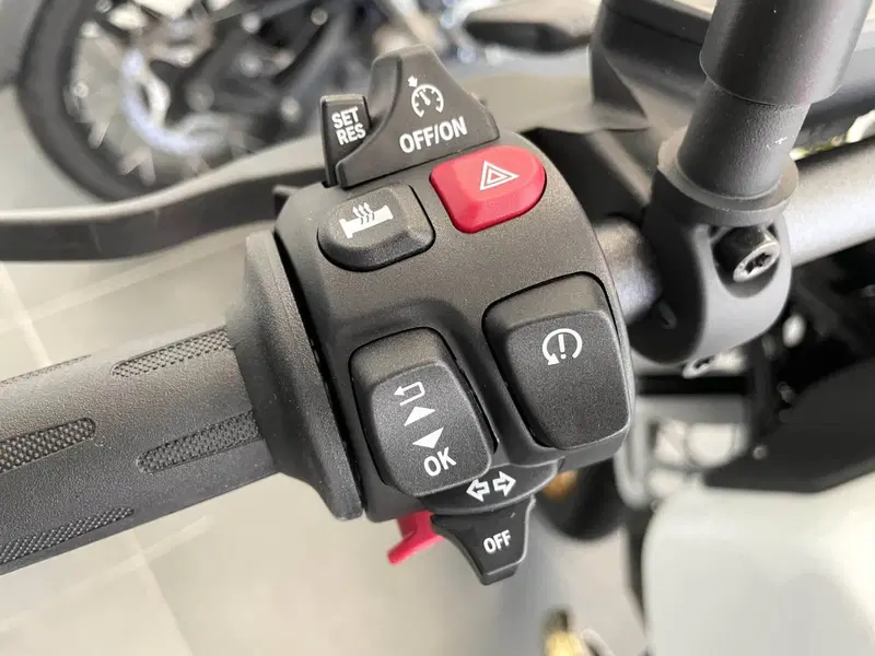 Bmw R 12 G/S (2026) (10)