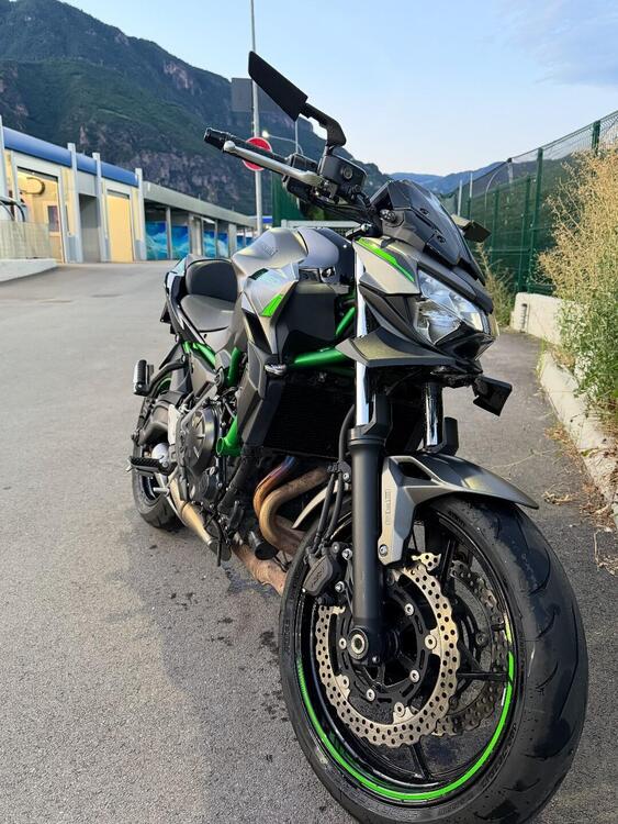 Kawasaki Z 650 (2021 - 24) (2)