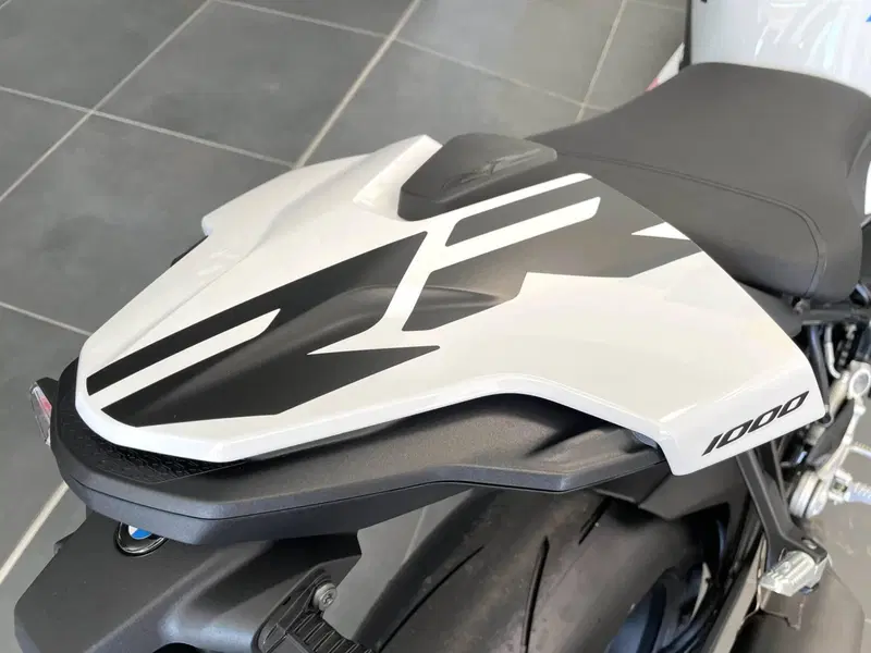 Bmw M 1000 RR (2025 - 26) (5)