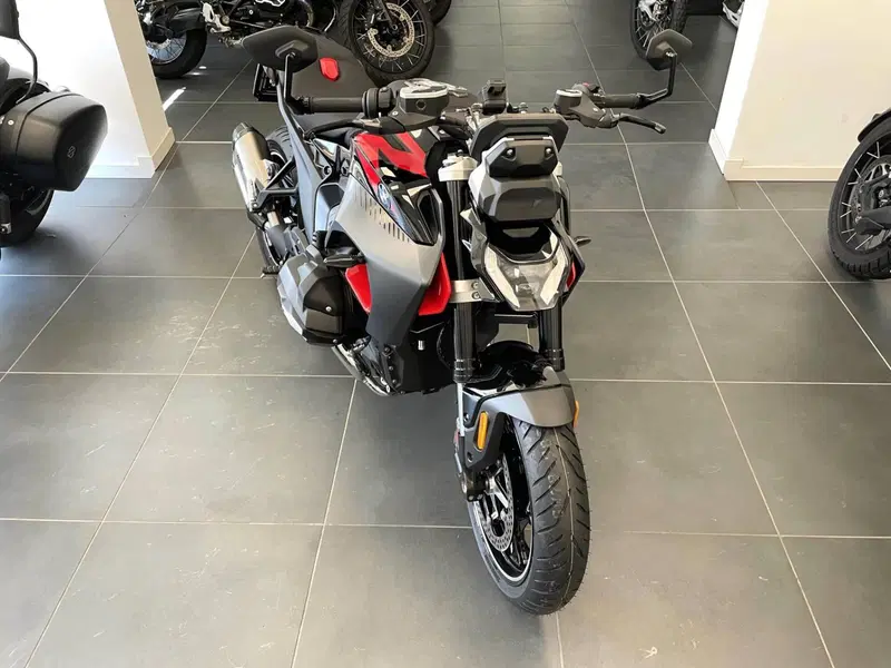 Bmw R 1300 R (2026) (2)