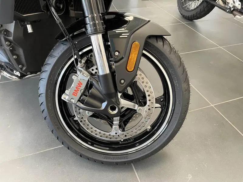 Bmw R 1300 R (2026) (9)