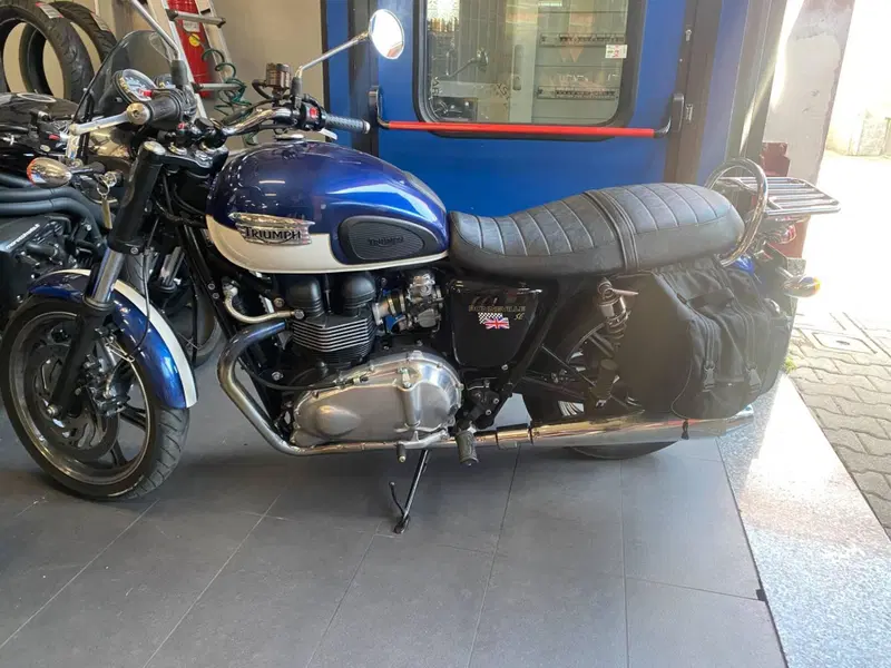 Triumph Bonneville SE (2009 - 13)