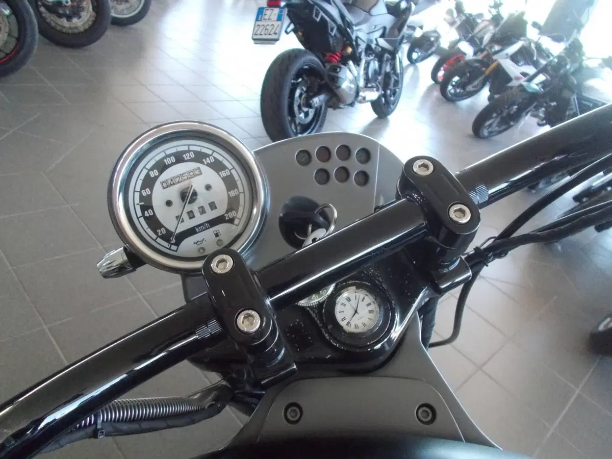 Bmw R 1200 C Classic (6)